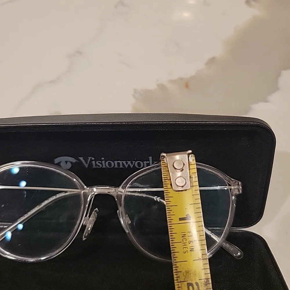 Clear Frame Glasses Very Lightweight